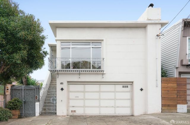 $898,000 | 1325 Visitacion Avenue | Visitacion Valley