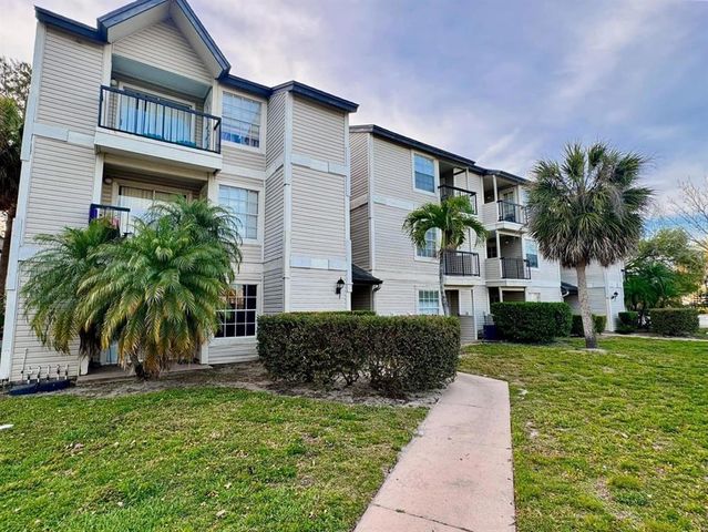 $1,450 | 1948 Lake Atriums Circle, Unit 121 | Americana