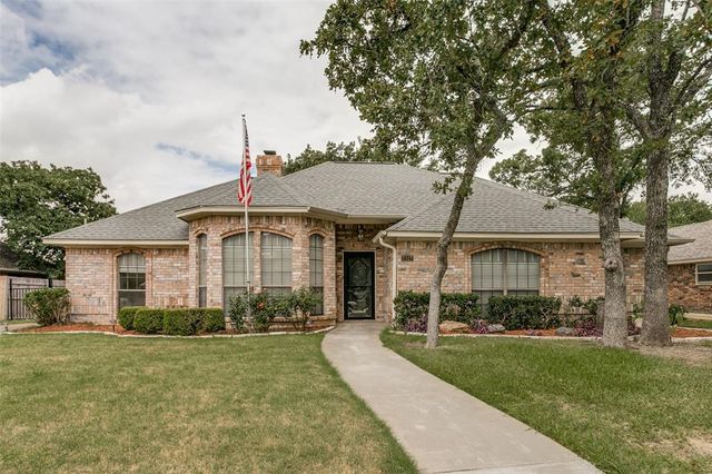 $379,990 | 7317 Century Drive | North Richland Hills