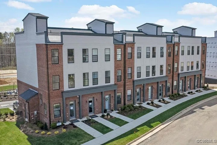 View of front facade