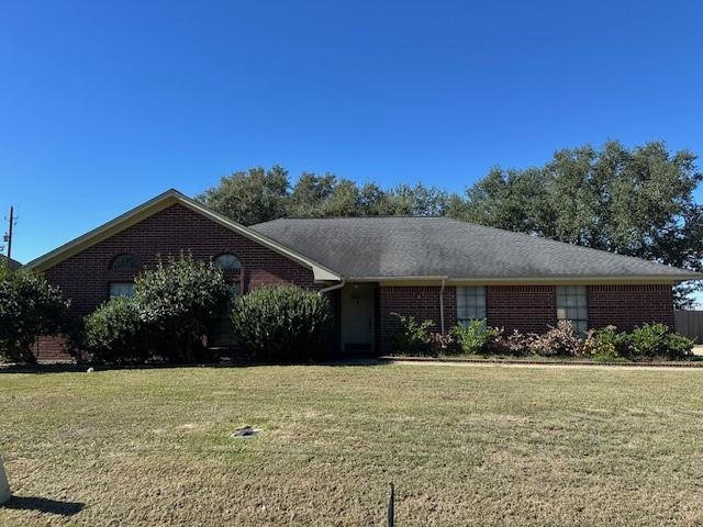 front view of house with a yard