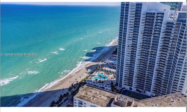 $395,000 | 3000 South Ocean Drive, Unit 916 | South Central Beach