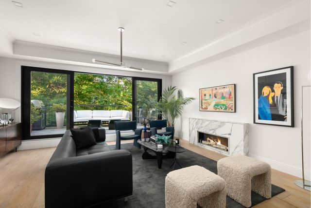 $3,400,000 | 389 Bergen Street, Unit 2 | Park Slope