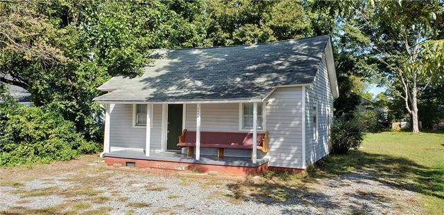 $995 | 3808 Clifton Road | Hewitt Area