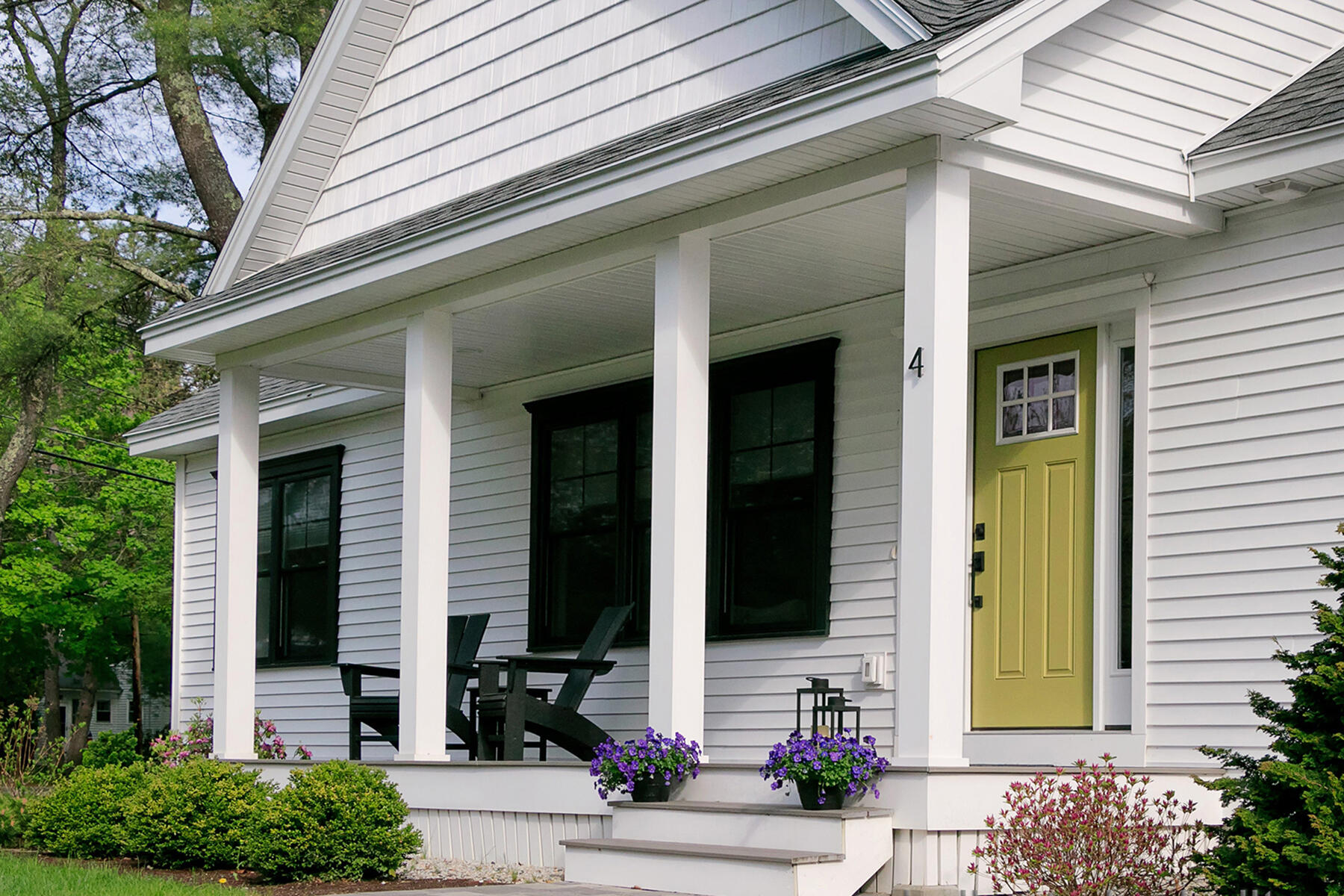 Covered Front Porch - similar house