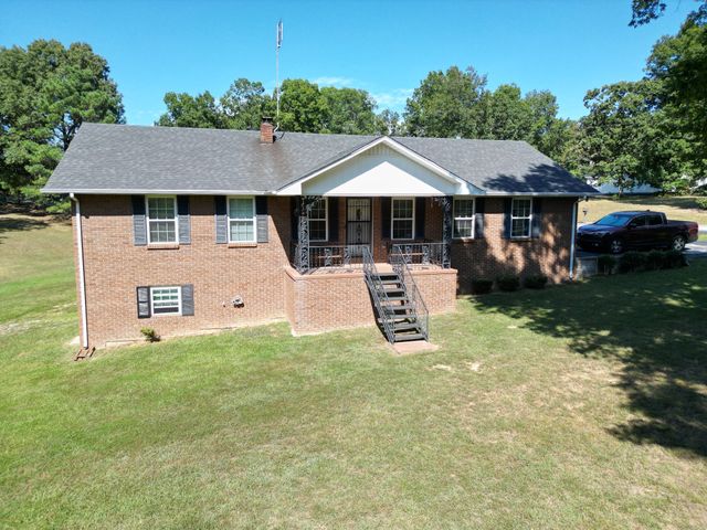 $264,999 | 2055 Chisholm Road