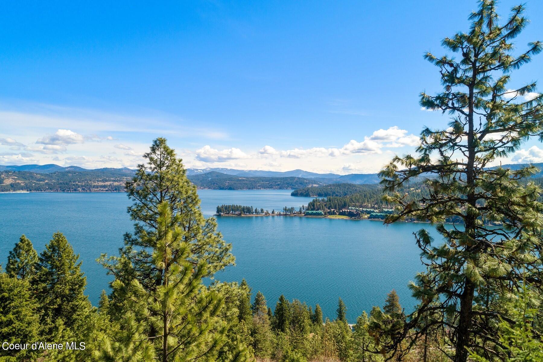 Captivating CdA Lake views