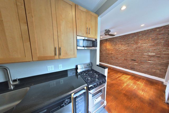 $4,495 | 334 East 100th Street, Unit 4D | East Harlem