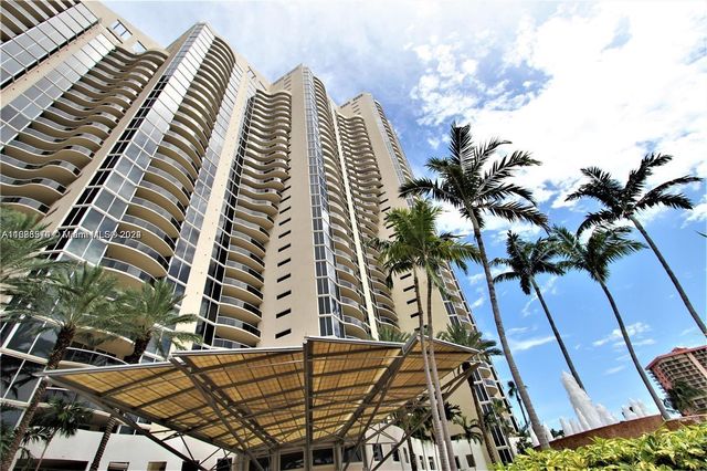 $6,800 | 17555 Collins Avenue, Unit 2502 | Pinnacle