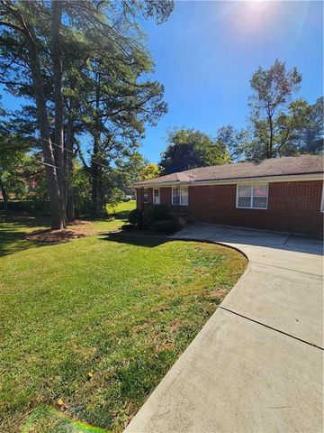 $1,400 | 106 Wallace Road Southeast | Grainger Hills Estates