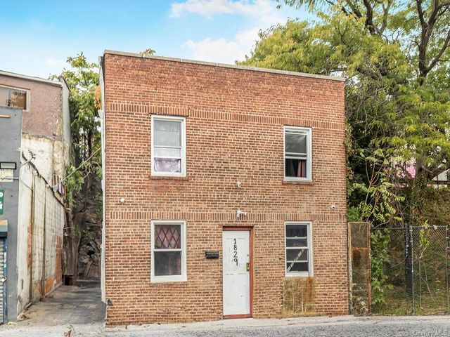 $749,000 | 1829 West Farms Road | Crotona Park East