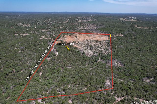 $239,900 | 351 North Ringtail Road | Leakey