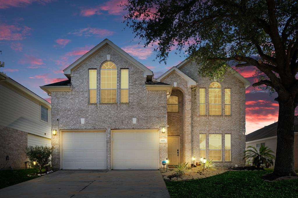 Welcome to 3115 Holly Ranch Dr, nestled in the charming community of Katy Creek Ranch in Katy, TX.