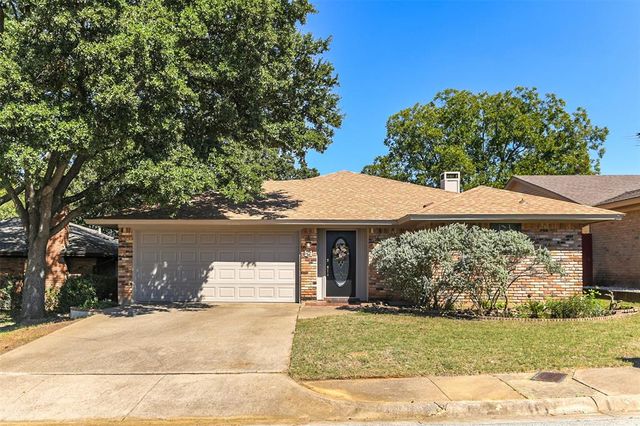 $283,000 | 14 Los Colinas Court | Northwest Central Arlington