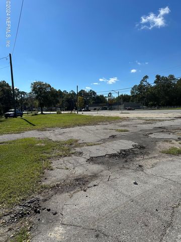 $30,000 | 225 Highway 301 | Northwest Jacksonville