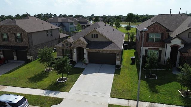 $419,999 | 18318 Shallow Hill Court