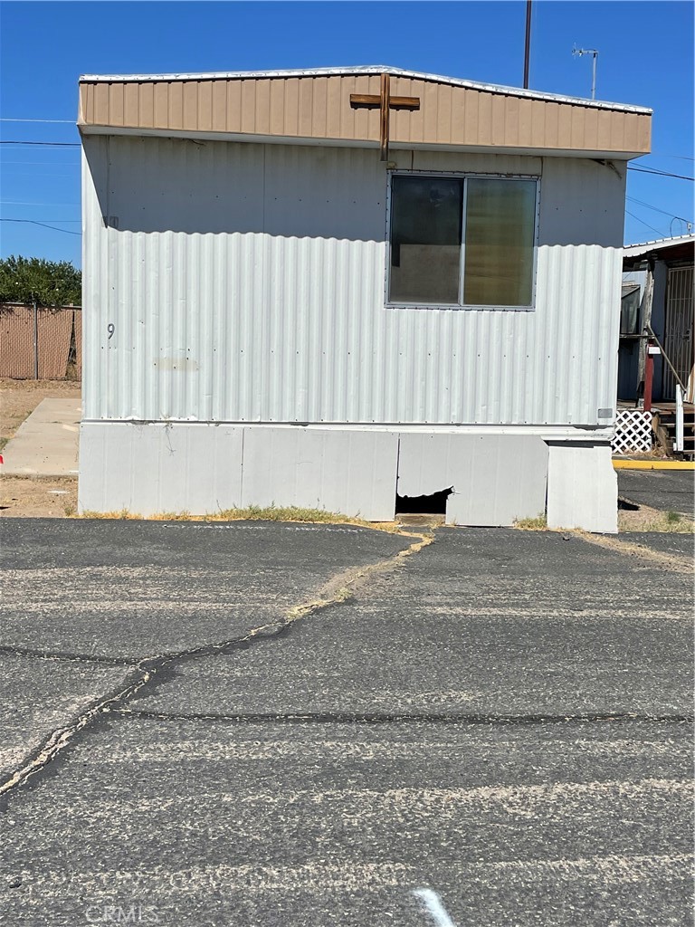 a view of a house with a outdoor space