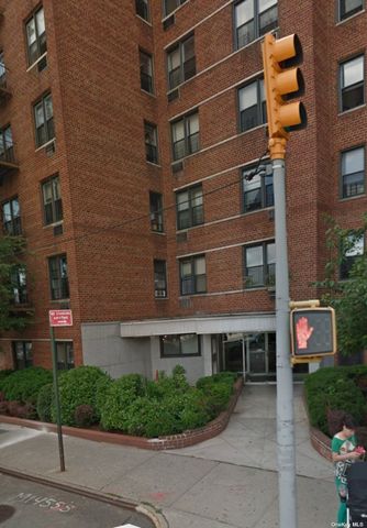 $290,000 | 10230 Queens Boulevard, Unit 6B | Rego Park