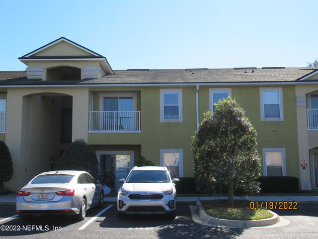 $1,425 | 6860 Skaff Avenue, Unit 211 | Woods of Ortega