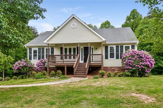 $2,325 | 6832 Salem Quarter Road | Walkertown