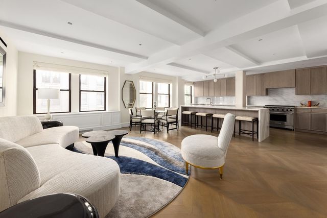 $4,300,000 | 327 Central Park West, Unit 6CD | Upper West Side