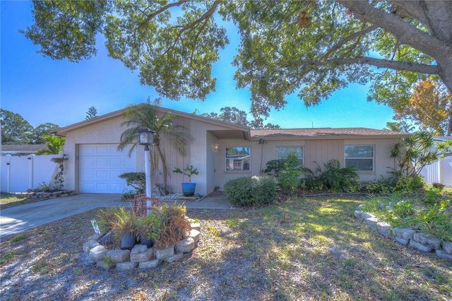 $424,000 | 9252 81st Avenue | Seminole