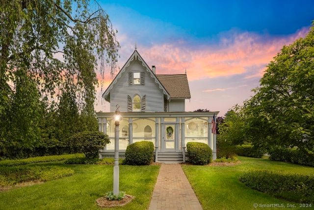 $1,295,000 | 13 Academy Lane | Old Lyme