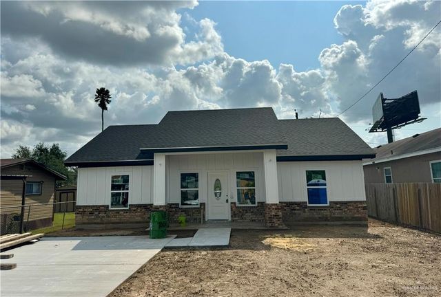 $209,000 | 2213 West Dallas Drive | Weslaco