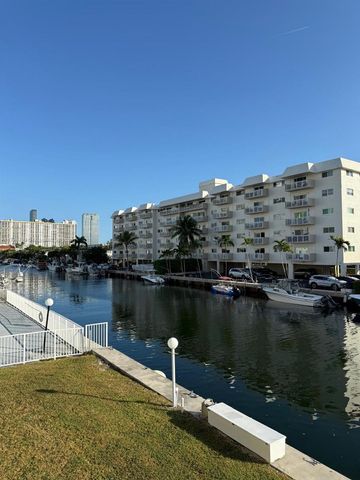 $329,900 | 3522 Northeast 171 Street, Unit 201 | Eastern Shores