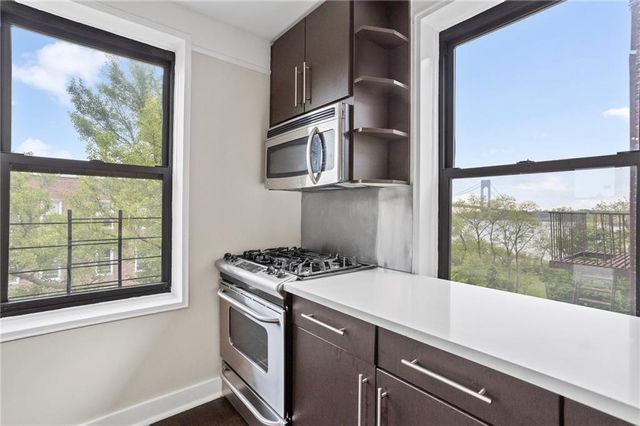 $899,000 | 9511 Shore Road, Unit 606 | Bay Ridge