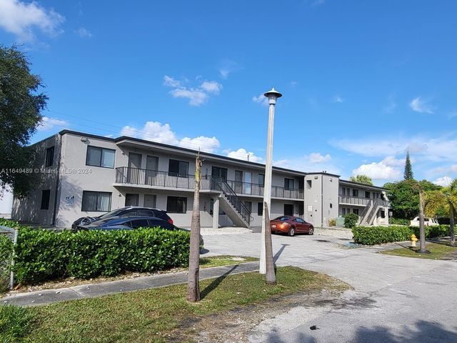 $1,700 | 14100 Northwest 6th Court, Unit 109 | Golden Glades