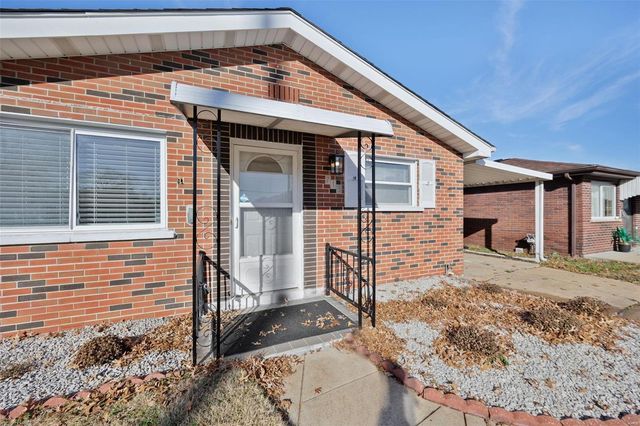 $2,150 | 713 Ave H | Lemay