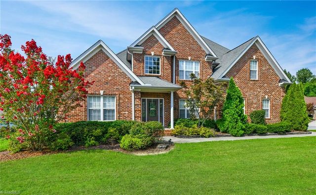 $489,900 | 2002 Shady Oak Lane | Archdale