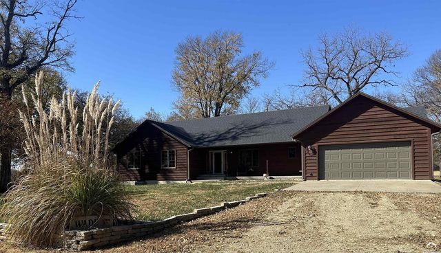 $429,500 | 28856 Old K10 Road | Alma Township - Wabaunsee County