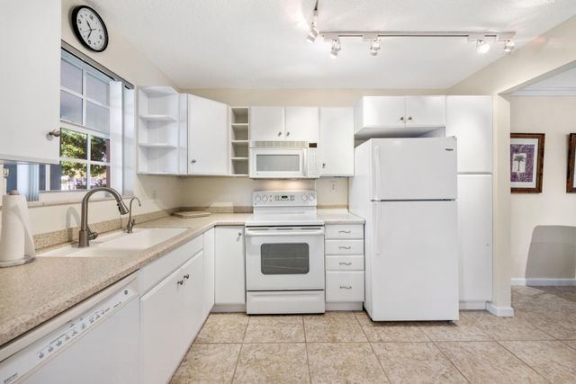 $2,495 | 769 Jeffery Street, Unit 2103 | Northeast Boca Raton