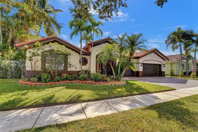 $960,000 | 14520 Southwest 37th Street | Windsor Palms