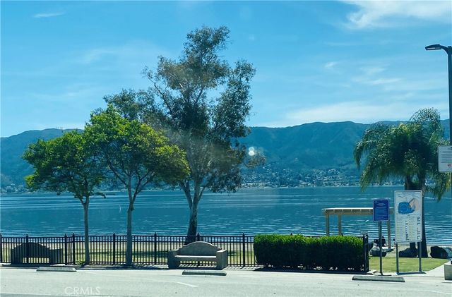 $12,500,000 | 15900 Grand Lake | South Lake Elsinore