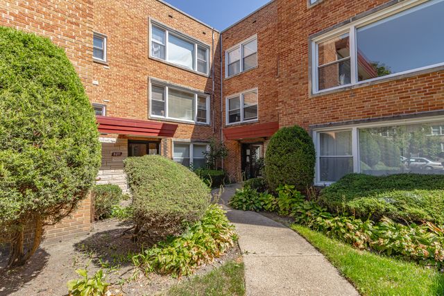 $225,000 | 8031 Kenton Avenue, Unit 1S | Skokie