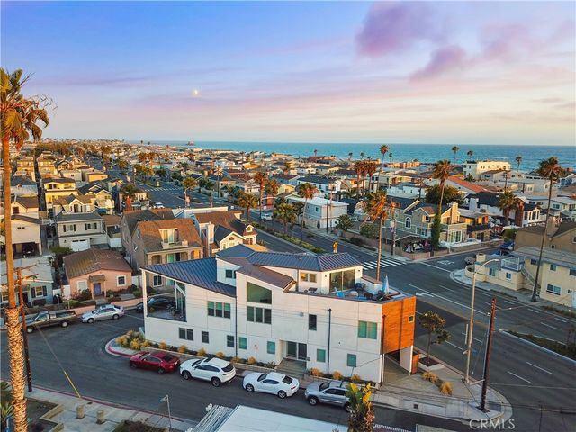 $2,899,500 | 4405 Channel Place | West Newport-Lido