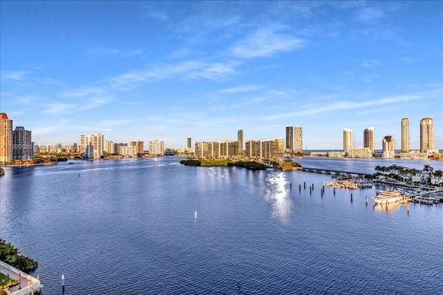 $1,700,000 | 7000 Island Boulevard, Unit 1207 | Williams Island