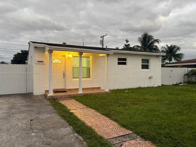 $3,000 | 17631 Northwest 32 Court | Carol City