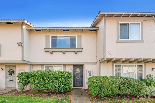 $685,000 | 566 Seven Trees Village Way | South San Jose