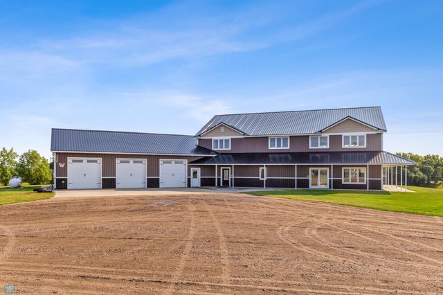 $1,999,000 | 22338 15th Avenue North | Cromwell Township - Clay County