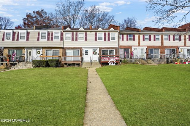 $280,000 | 43 Primrose Lane | Brick Township - Ocean County