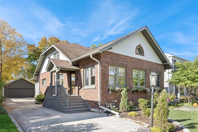 $825,000 | 308 South Lawndale Avenue | Elmhurst