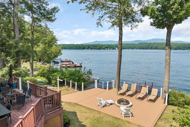 $2,695,000 | 78 Deerhaven Road | Moultonborough