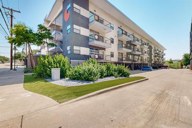 $260,000 | 1111 South Akard Street, Unit 304 | The Cedars