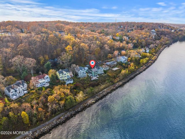 $2,475,000 | 44 Bayside Drive | Atlantic Highlands