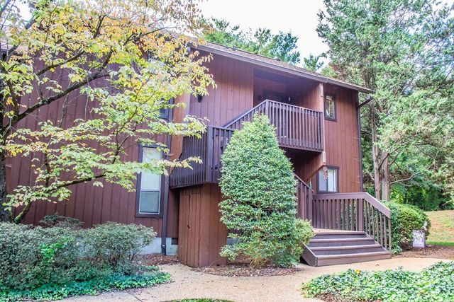 $1,250 | 112 Cedar Lake Trail | West Suburban Winston-Salem