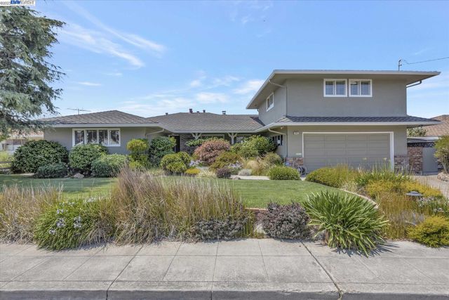 Homes for Sale with a Garage in Bay O Vista San Leandro, CA | Compass